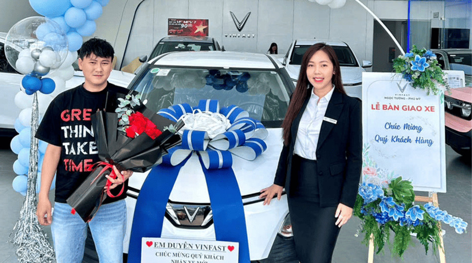 Khách hàng VinFast Ngọc Tường