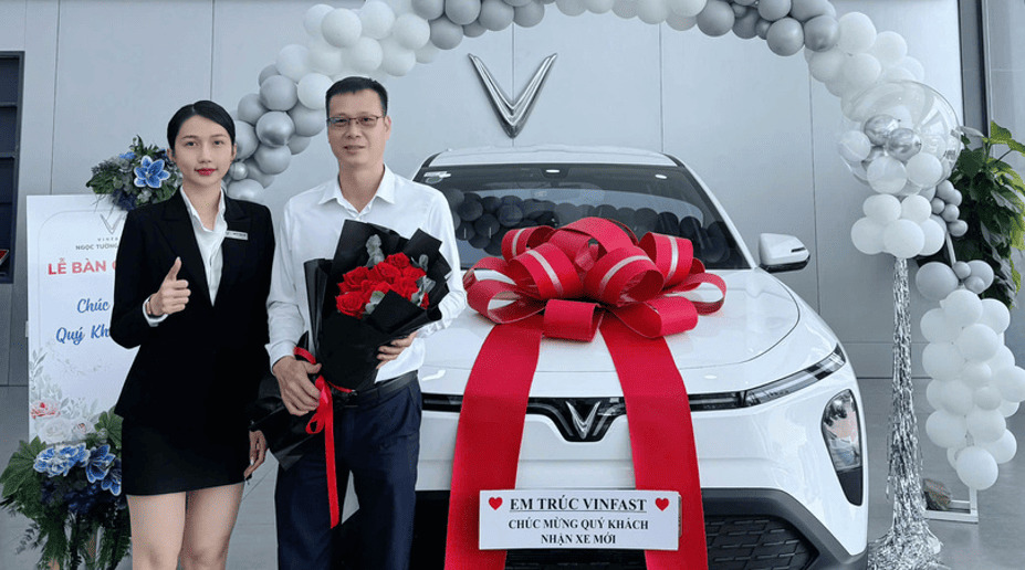 Khách hàng VinFast Ngọc Tường